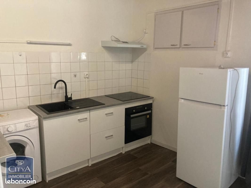 Appartement à louer, 45m², Lodève