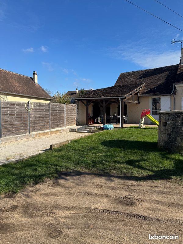 Maison à louer, 1152m², Moncé-en-Belin