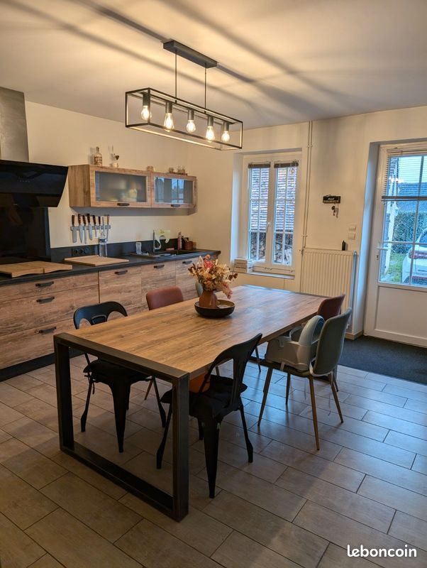 Maison à louer, 1152m², Moncé-en-Belin