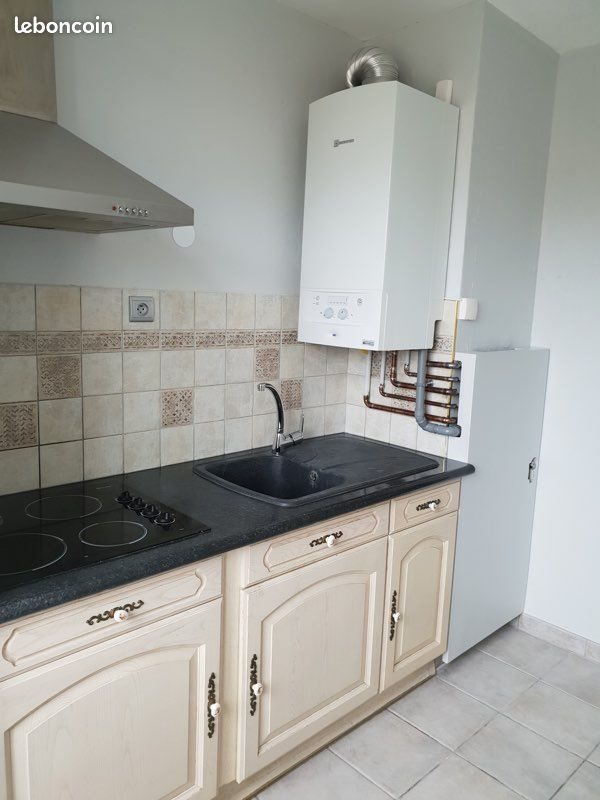 Appartement à louer, 60m², Saint-Max