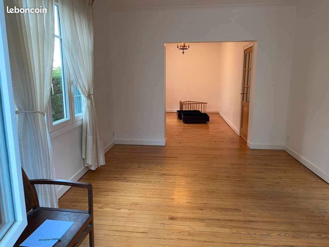 Maison à louer, 170m², Saint-Etienne