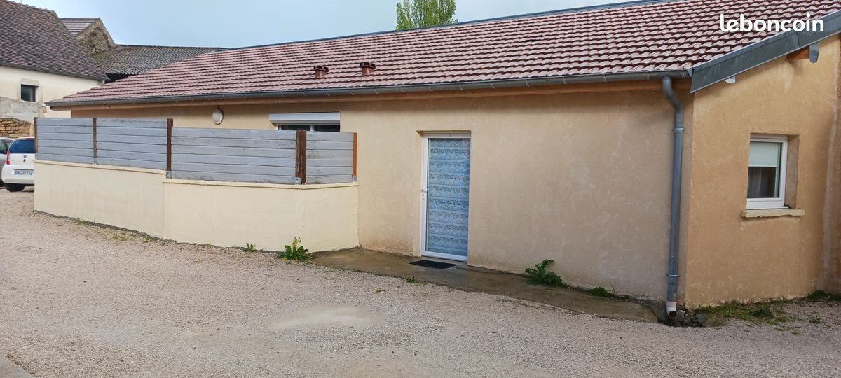 Appartement à louer, 43m², Authume