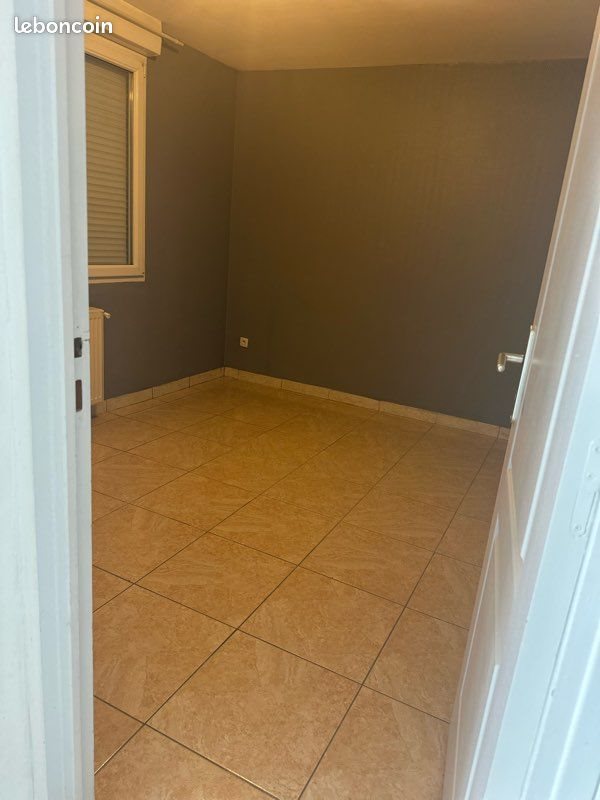 Appartement à louer, 42m², Reims