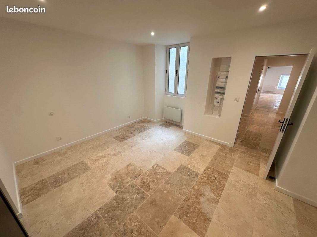 Appartement à louer, 69m², Lesparre-Médoc
