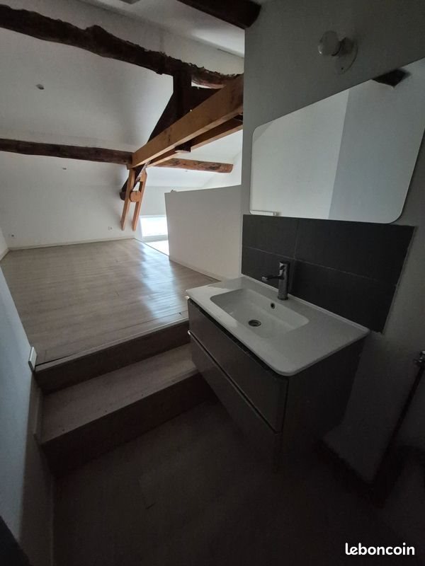 Appartement à louer, 45m², Saint-Just-Saint-Rambert