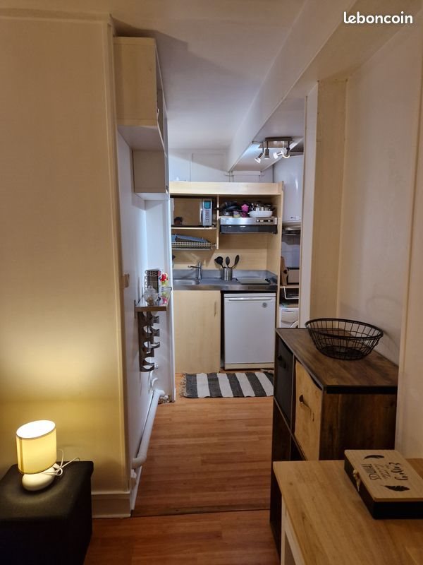 Appartement à louer, 23m², Paris 18ème