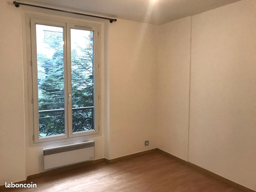 Appartement à louer, 45m², Paris 18ème