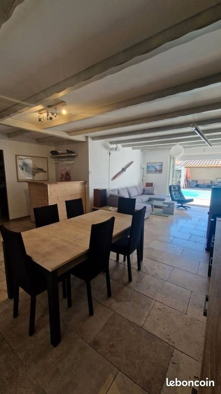 Maison à louer, 156m², Sénas