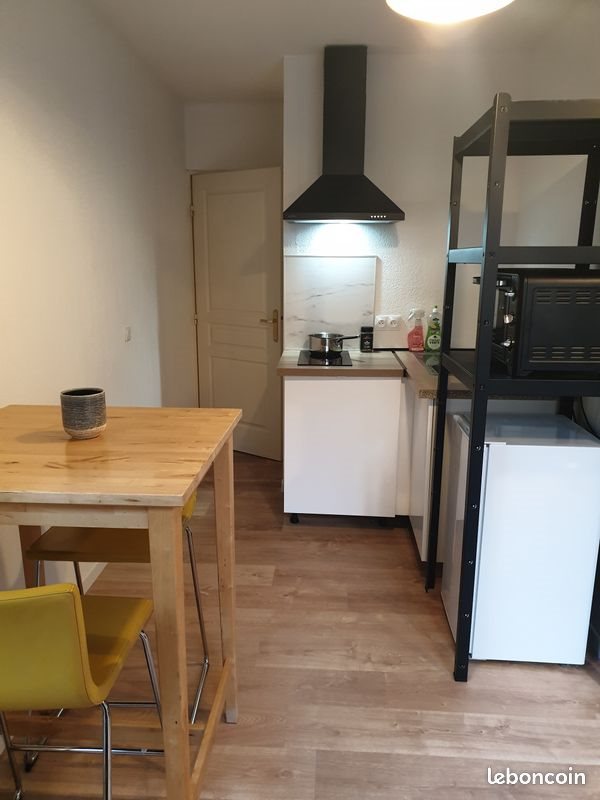 Appartement à louer, 28m², Marseille 5ème