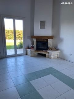 Maison à louer, 110m², Larra