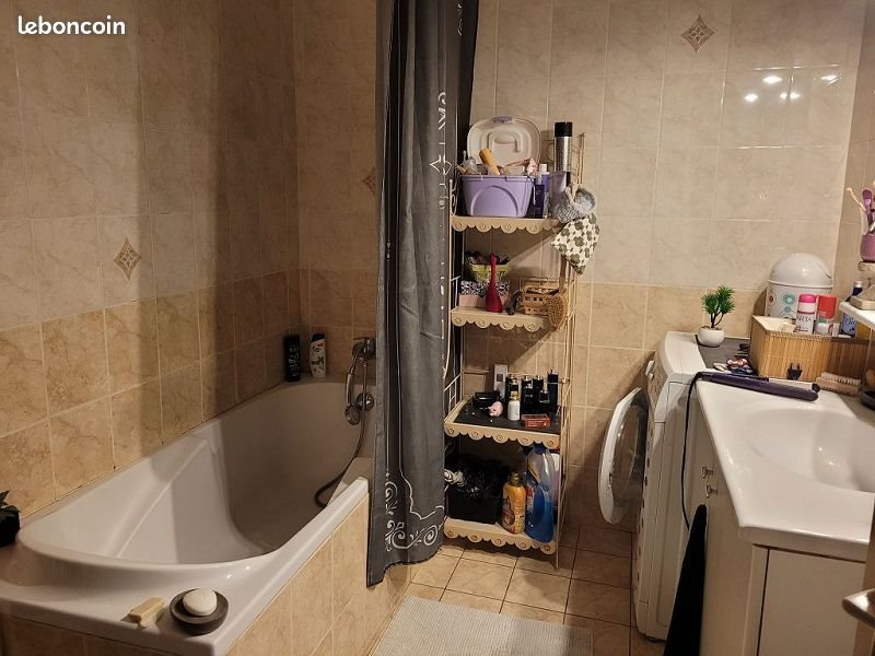 Appartement à louer, 88m², Thônes