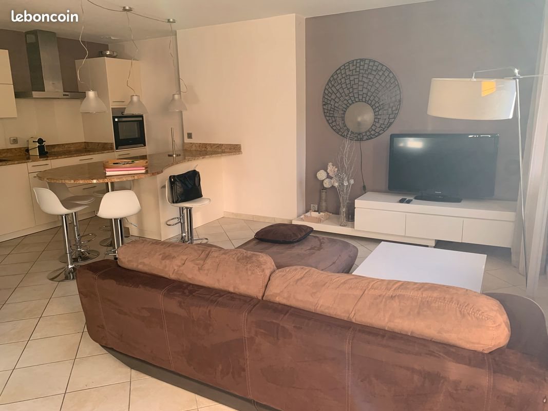 Appartement à louer, 69m², Mougins