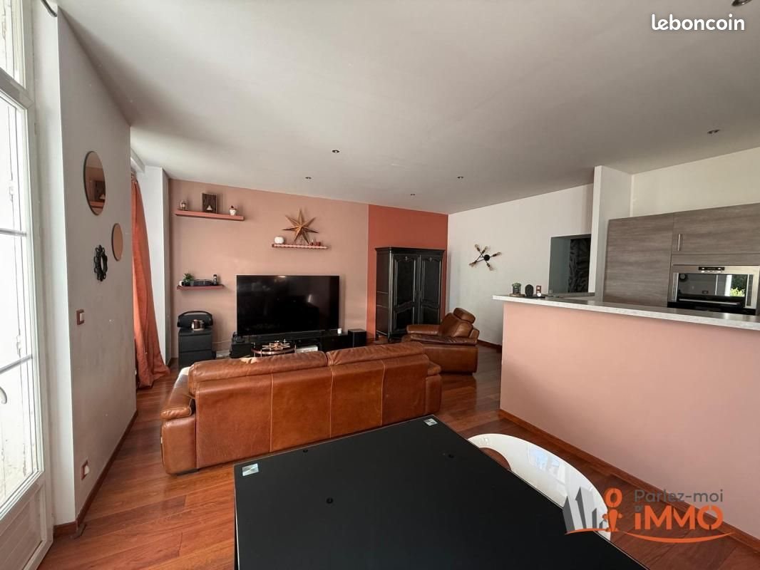 Appartement à vendre, 107m², Saint-Etienne