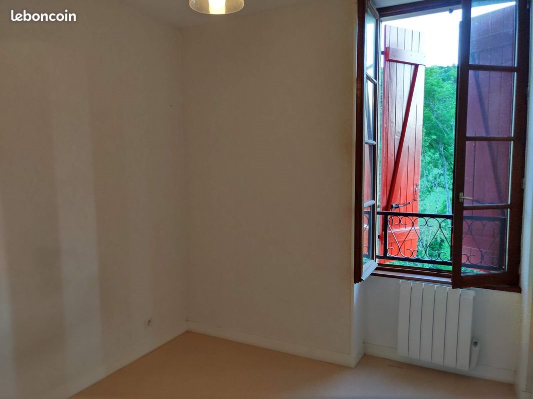 Appartement à louer, 33m², Verrey-sous-Drée