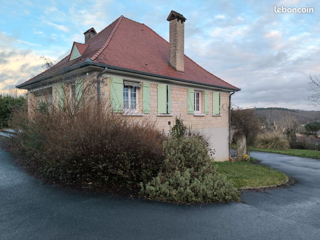 Maison à louer, 160m², Gourdon
