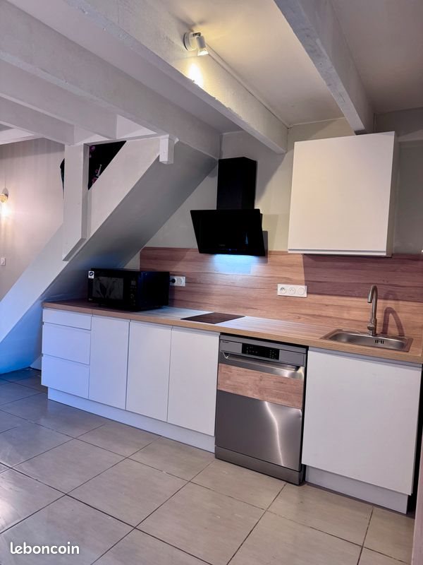 Maison à louer, 40m², Nîmes