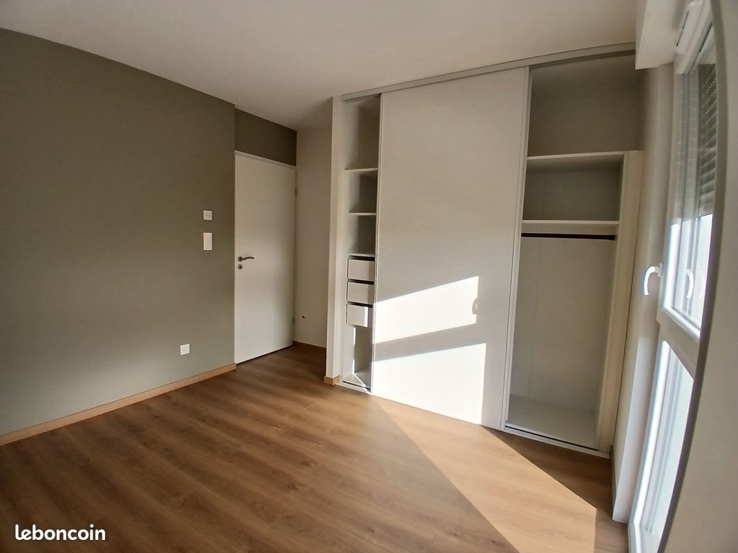 Appartement à louer, 43m², Flavin