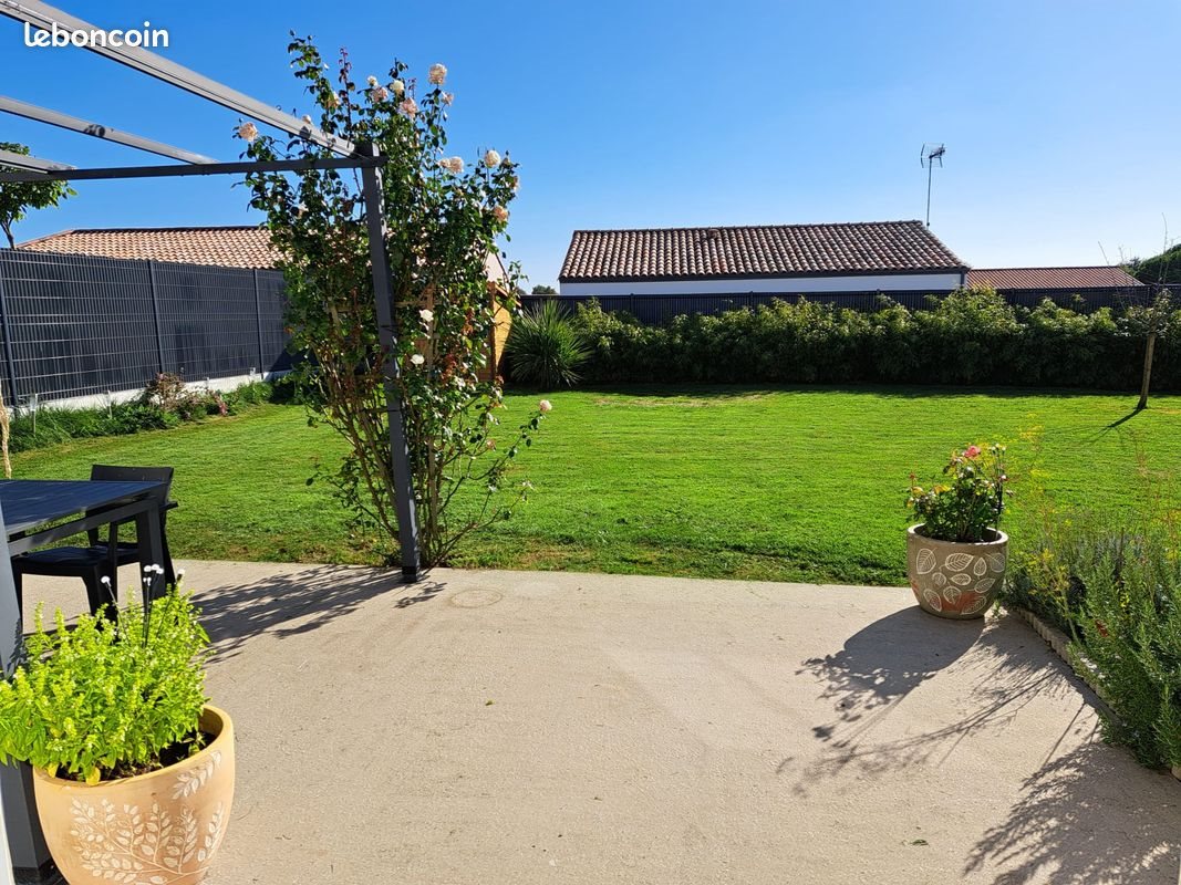 Maison à louer, 89m², Nesmy