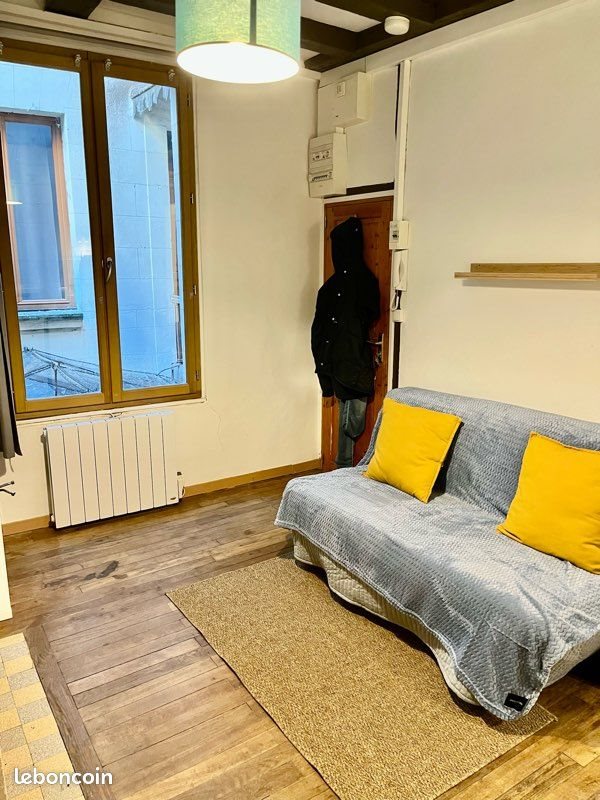 Appartement à louer, 15m², Tours