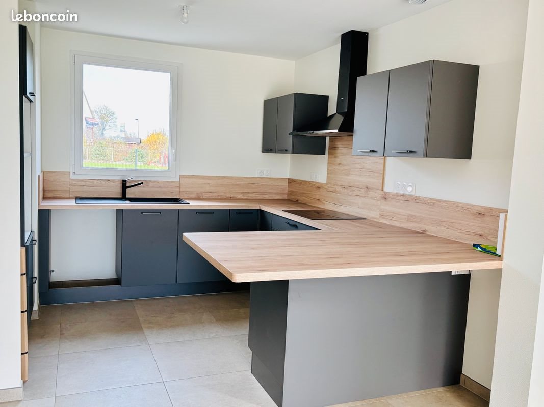 Maison à louer, 125m², Saint-Paterne