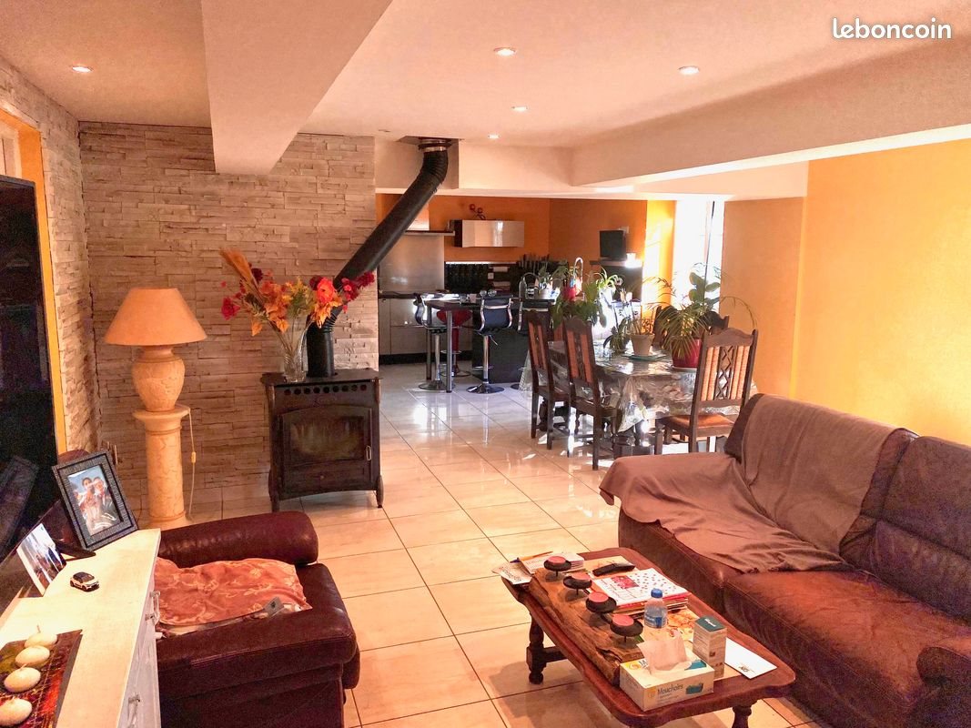 Maison à vendre, 123m², Lacroisille