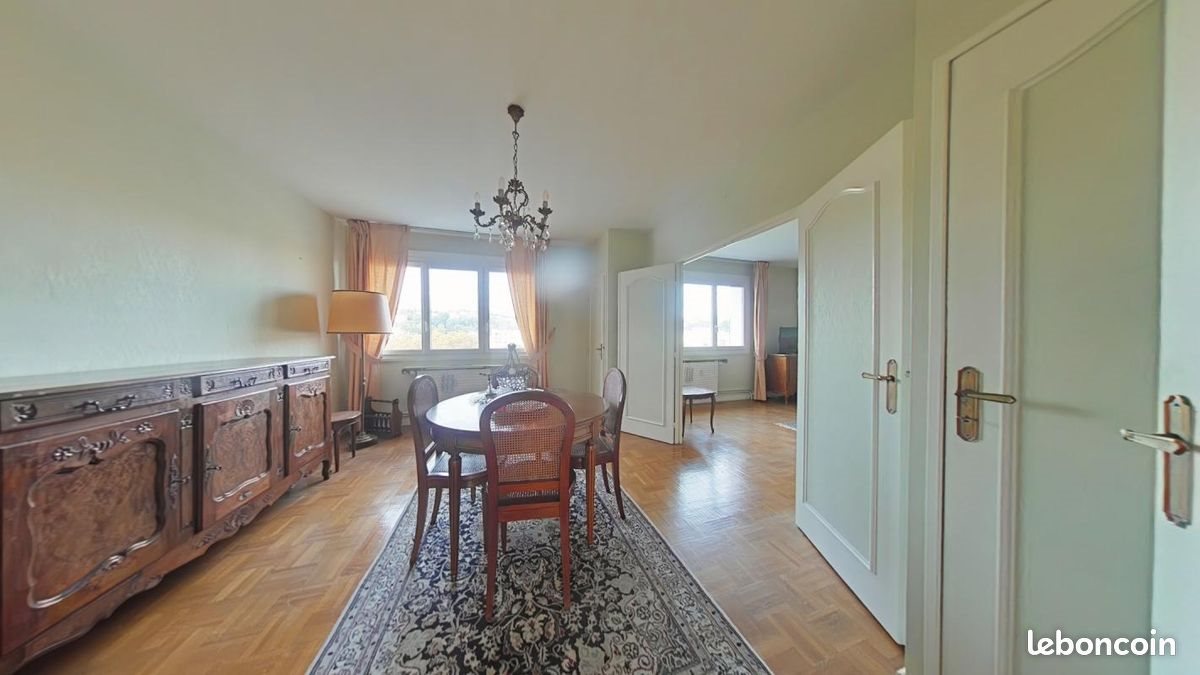 Appartement à louer, 113m², Saint-Etienne