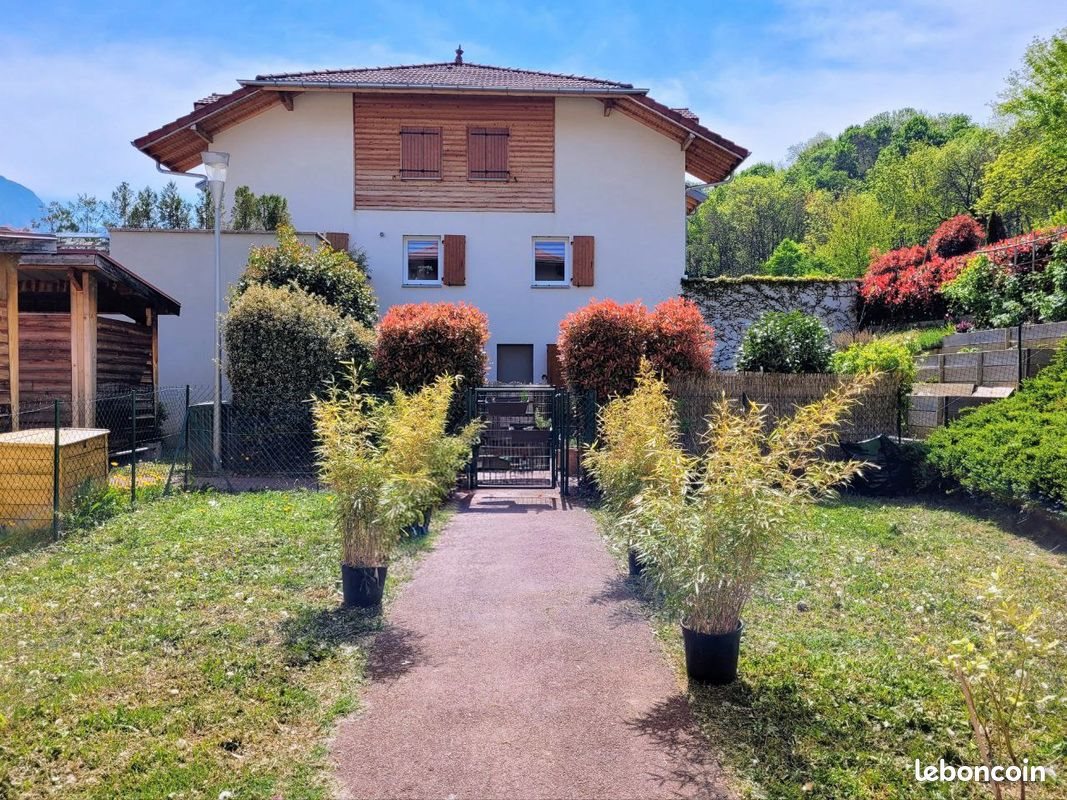 Appartement à louer, 48m², Challes-les-Eaux