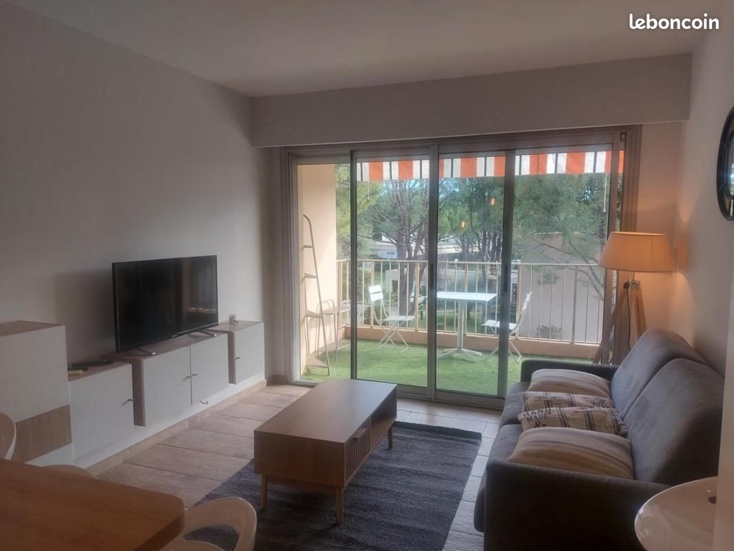Appartement à louer, 45m², Mandelieu-la-Napoule
