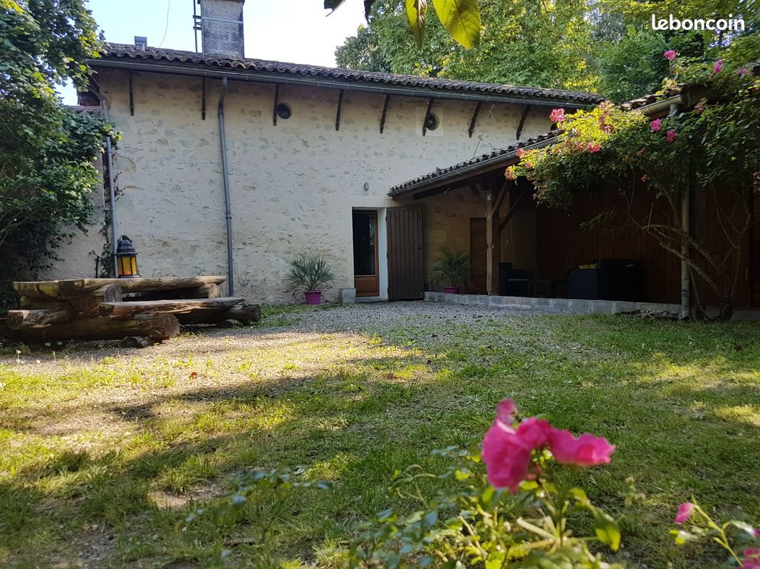 Appartement à louer, 90m², Auros