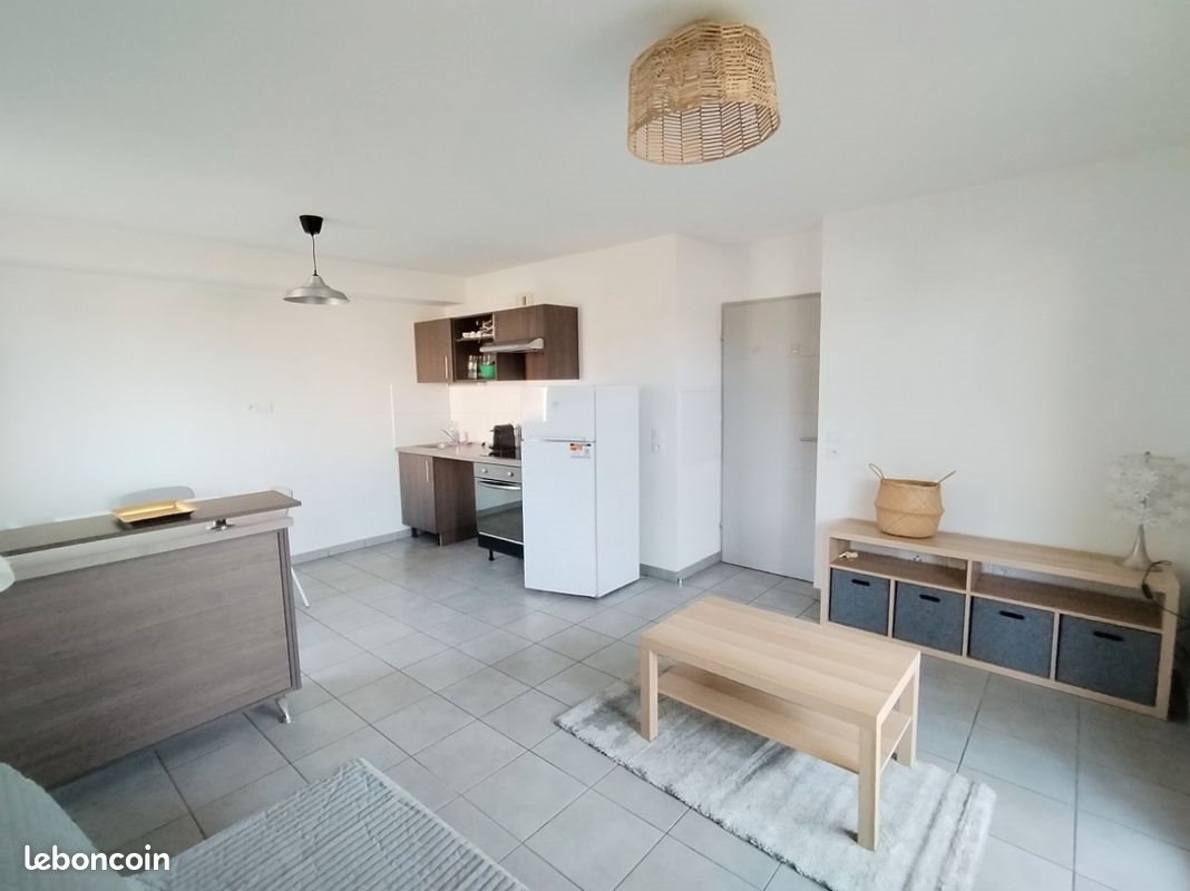 Appartement à louer, 41m², Bassens