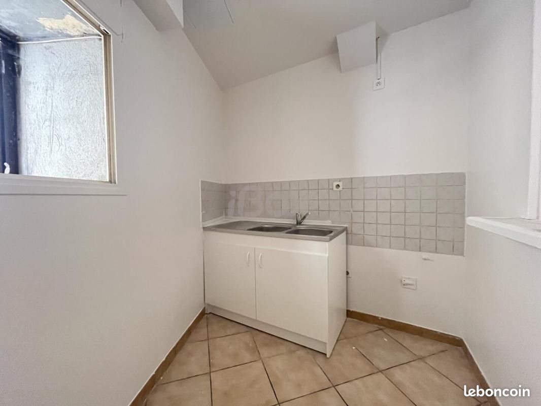 Appartement à louer, 36m², Cuers