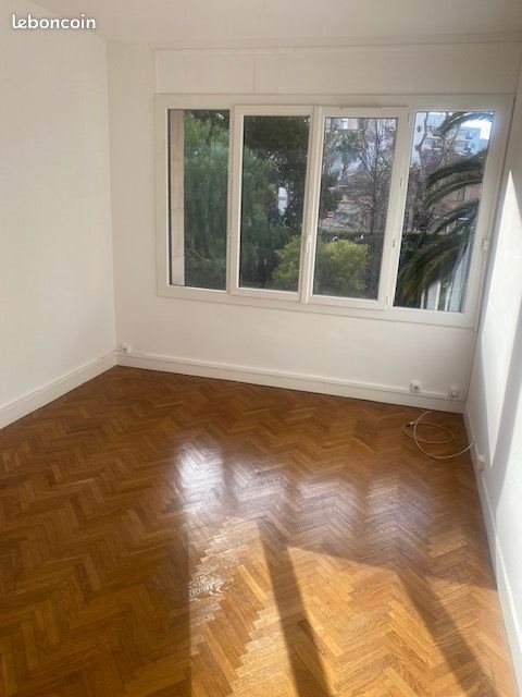 Appartement à louer, 71m², Marseille 8ème