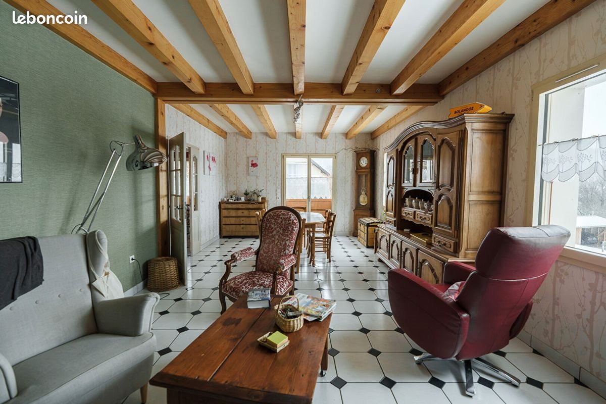 Maison à vendre, 141m², Reugney