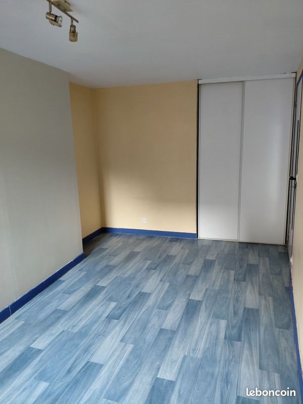 Appartement à louer, 67m², Thiers
