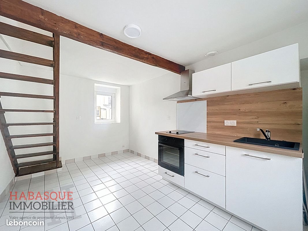Appartement à louer, 18m², Lesneven
