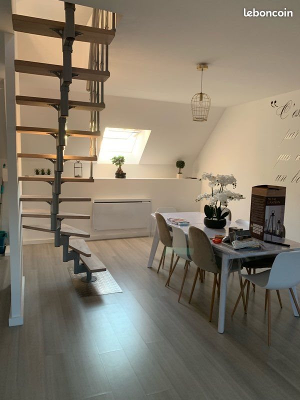 Appartement à louer, 80m², Sedan
