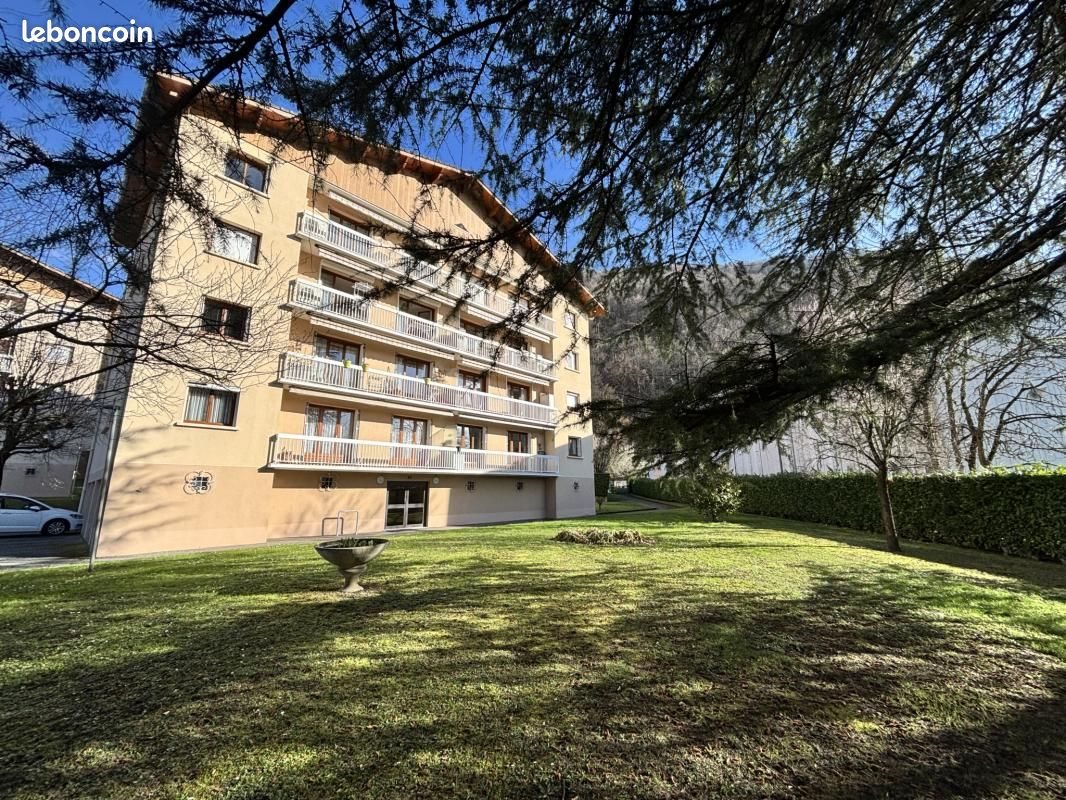 Appartement à louer, 90m², Domène