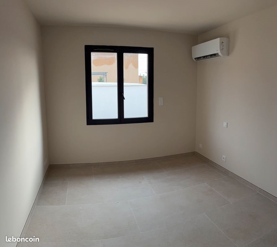 Maison à louer, 76m², Piolenc