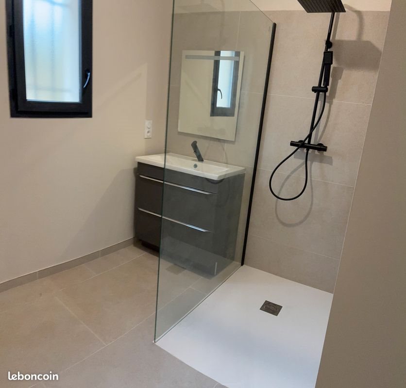 Maison à louer, 76m², Piolenc