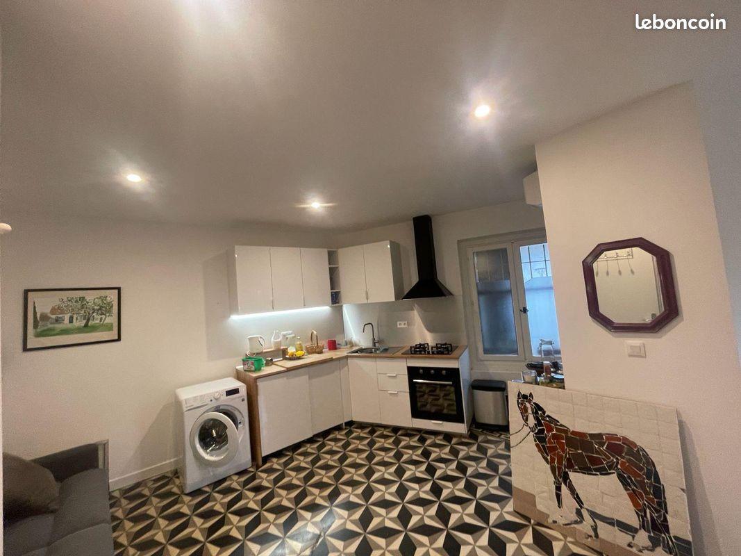 Maison à louer, 50m², Saint-Laurent-d'Aigouze