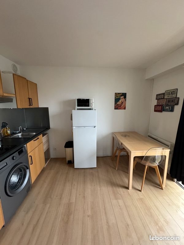 Appartement à louer, 26m², Lyon 8ème
