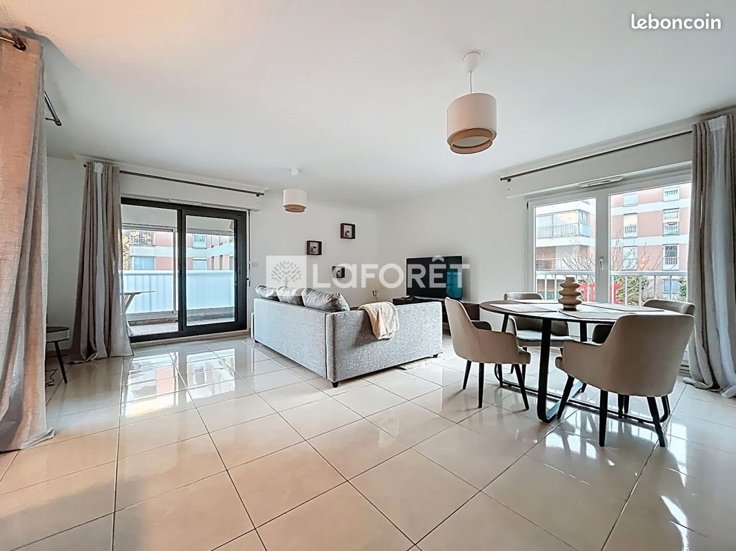 Appartement à louer, 70m², Rennes