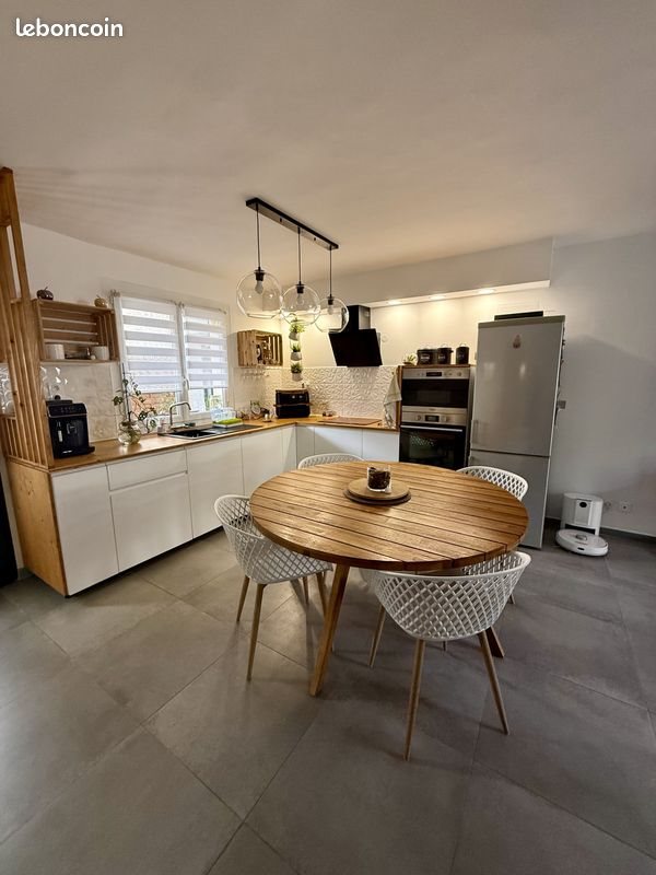 Appartement à vendre, 63m², Eyguières