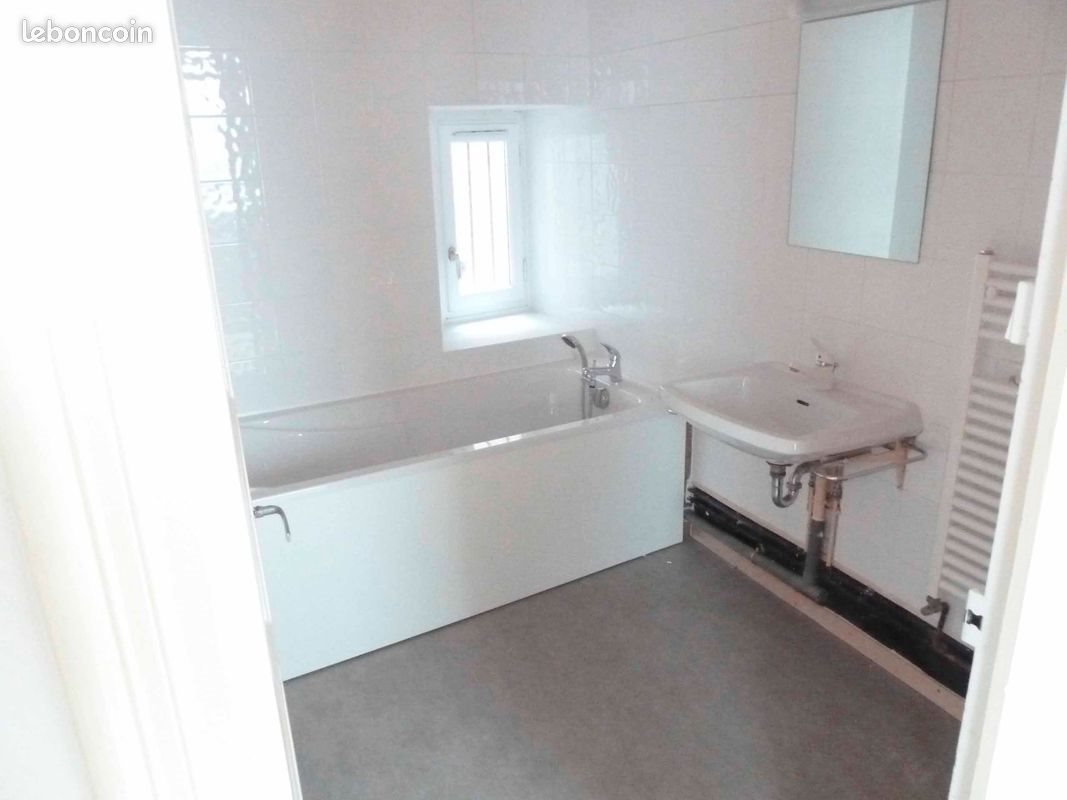 Maison à louer, 75m², Crest