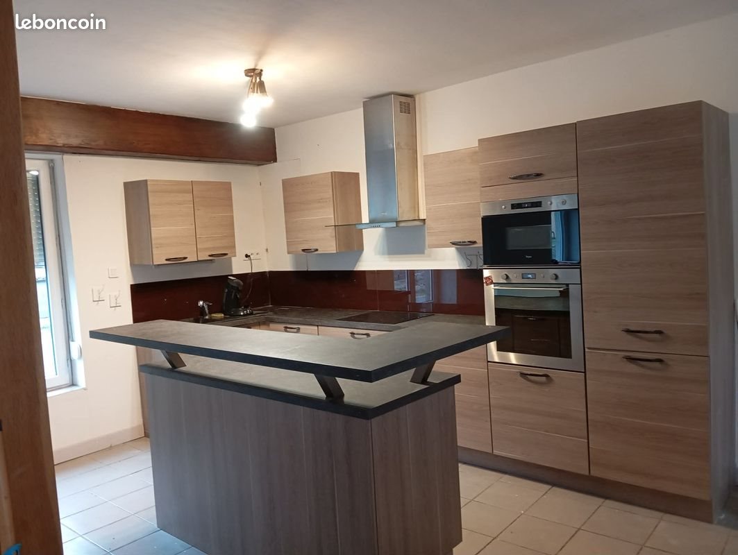 Maison à vendre, 130m², Viscomtat