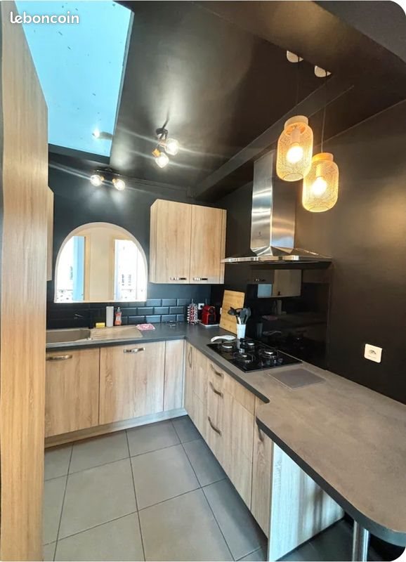 Appartement à louer, 68m², Nice