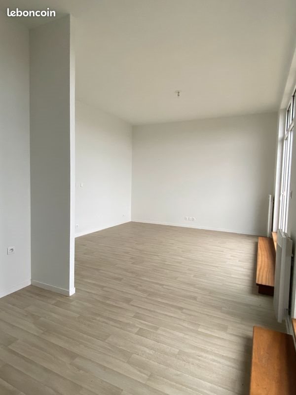 Appartement à louer, 44m², Melesse