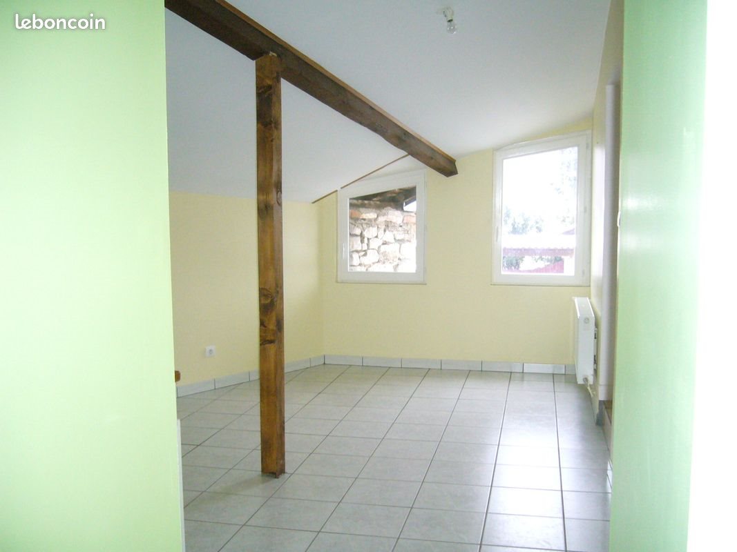 Appartement à louer, 80m², Lugny