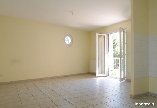 Appartement à louer, 67m², Saint-Martin-de-Valamas