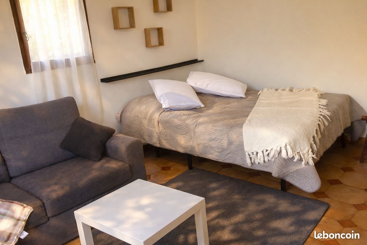 Appartement à louer, 27m², La Gaude